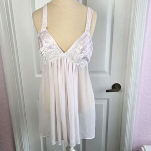 In Bloom by Jonquil Babydoll Nightgown Size L Mesh‎ Satin Floral Applique